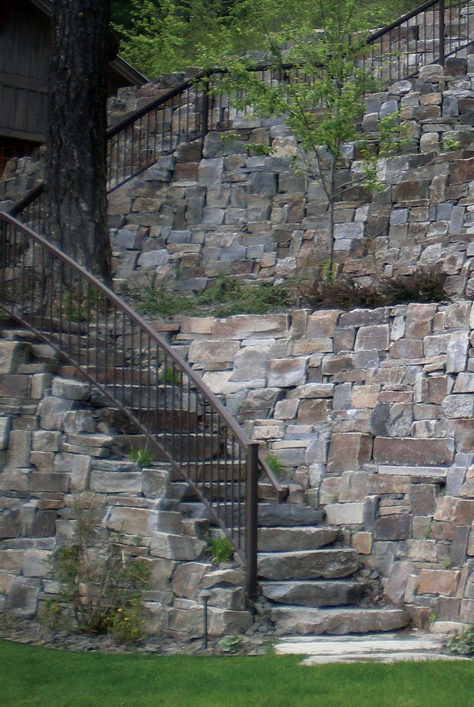 Castle Rock Drystack Mortared Wall and Steps